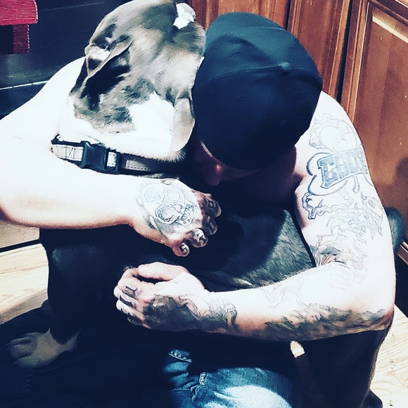 Profile Picture of Cody Strausser (@cjspadre) on Poshmark