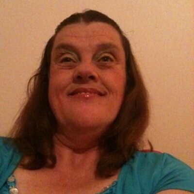 Profile Picture of Jenny Bromley (@cavewoman58) on Twitter