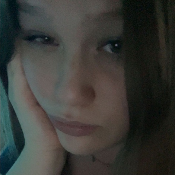 Profile Picture of Brianna Cherry (@1briannasc) on Poshmark