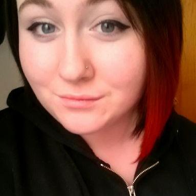 Profile Picture of Kate Pinter (@kaitlynpinter) on Twitter