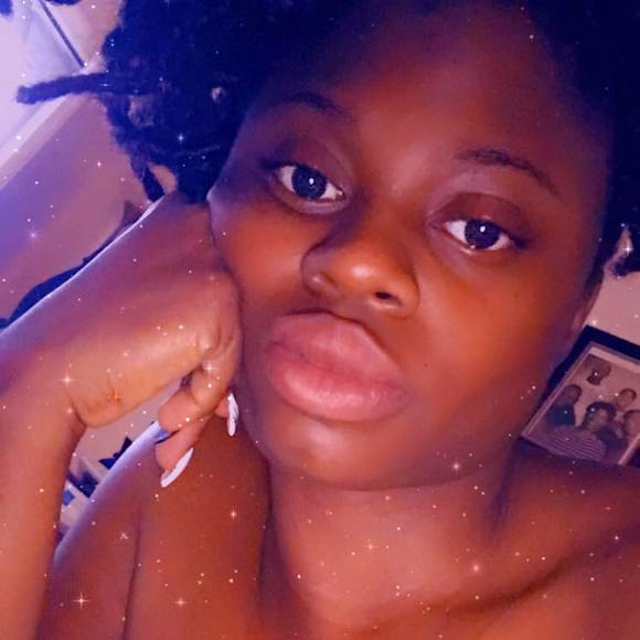 Profile Picture of Dineshia Campbell-boyd (@dncampbell21) on Poshmark