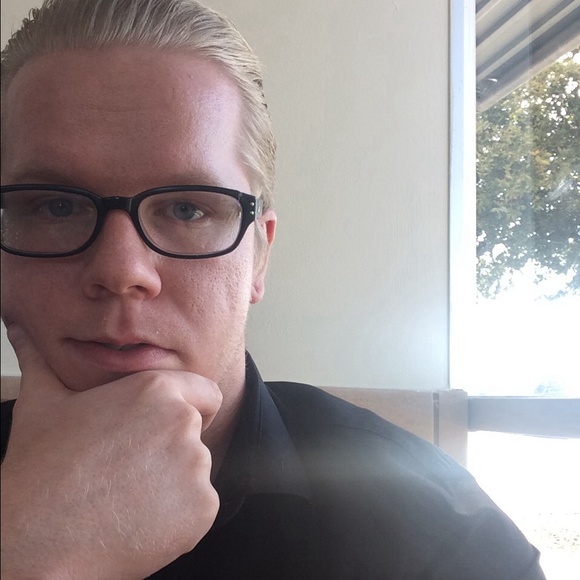 Profile Picture of Joe Kelly (@joekelly92) on Poshmark