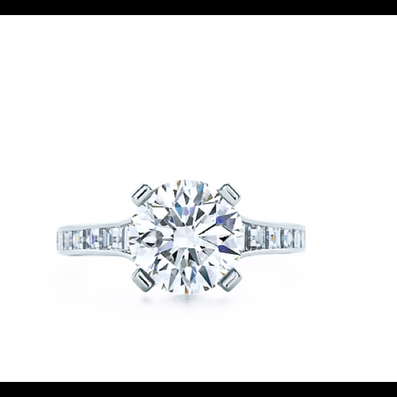 Profile Picture of Candace Salvini (@salvini1) on Poshmark