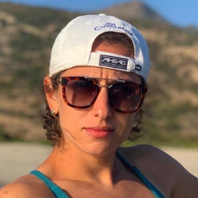 Profile Picture of Leah Schwartz (@leah_r_schwartz) on Twitter