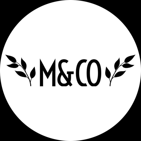 Profile Picture of Crystal Vanvianen (@maisighandco) on Poshmark