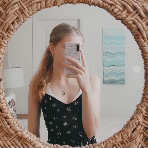 Profile Picture of Sophie Cord-brüning (@sophiecord1703) on Poshmark