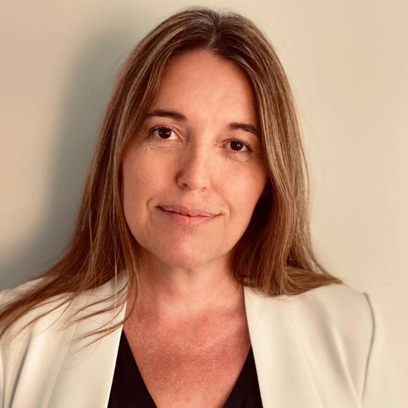 Profile Picture of Lyne Arcand (@lynearcand) on Poshmark