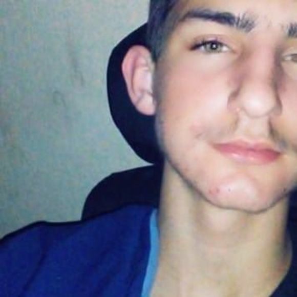 Profile Picture of Nick Engles (@nickdamoney0088) on Poshmark