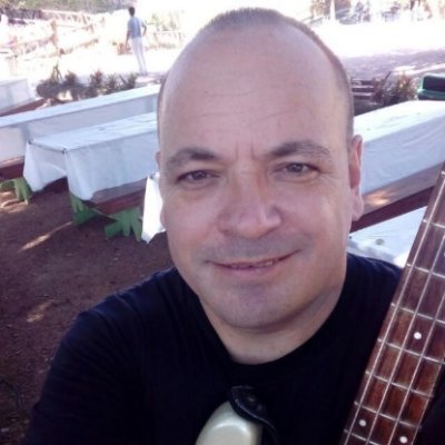 Profile Picture of Fábio Gutterres Fernandes (@bassplayerfabio) on Twitter