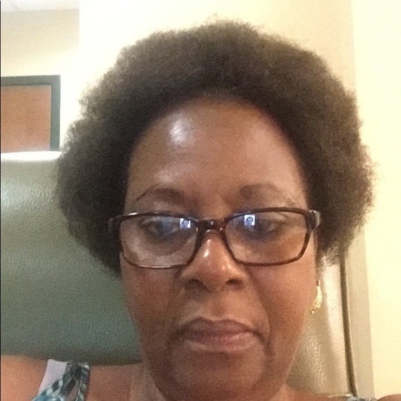 Profile Picture of Adiatu Jalloh (@omorlora) on Poshmark