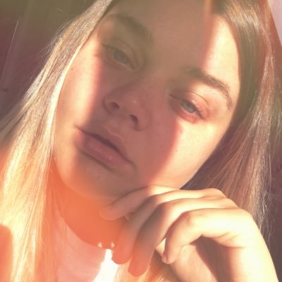 Profile Picture of Kermit (@MaisieHicks) on Twitter