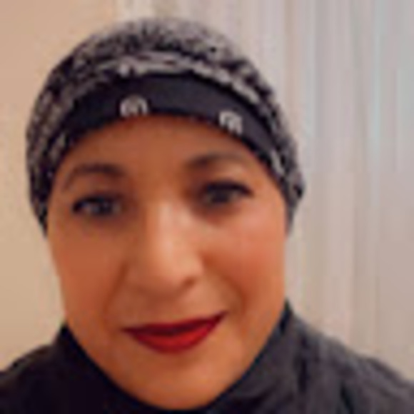 Profile Picture of Naama Rios rodas (@naamar) on Poshmark