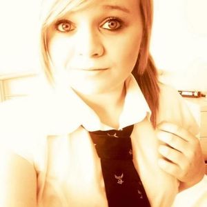 Profile Picture of Jasmine Brett (@jasmiinee_ox) on Myspace