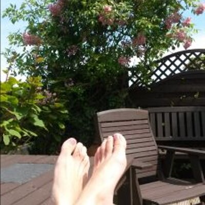 Profile Picture of Jo Mitchell (@jo_mitche) on Twitter
