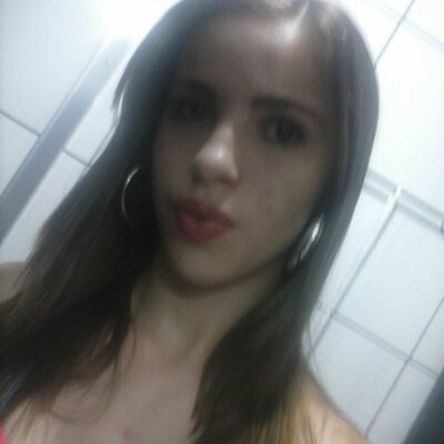 Profile Picture of Thays Cristina Franz (@ThaysFranz) on Twitter