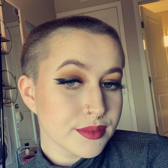 Profile Picture of Ruby Brookes (@rubybrookes) on Poshmark