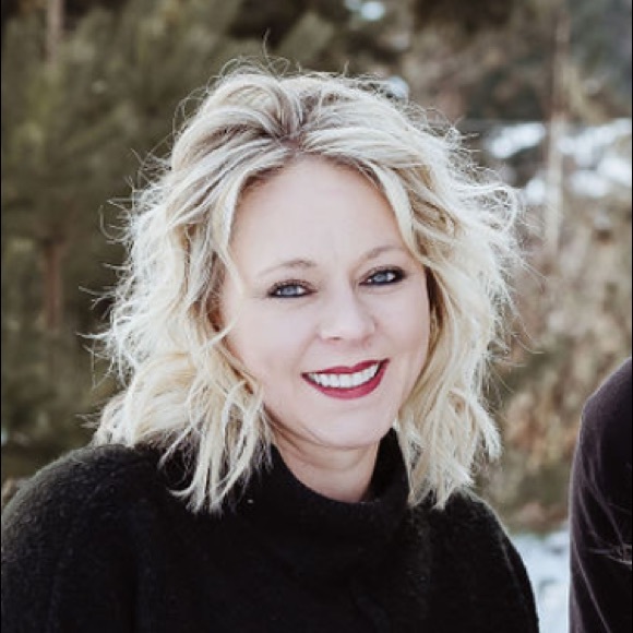 Profile Picture of Bri Stacklie (@bristacklie) on Poshmark