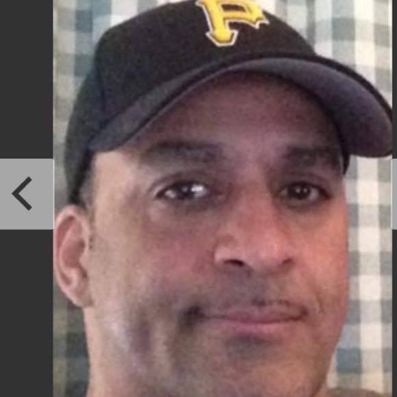 Profile Picture of William Thompson (@billbillboy49) on Poshmark