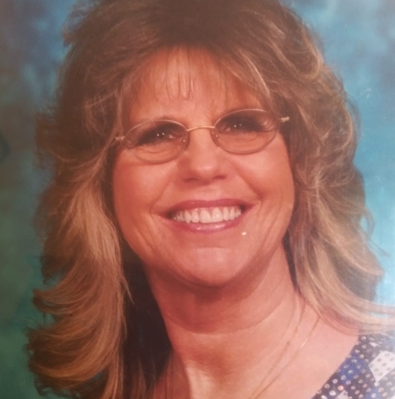Profile Picture of Anita Ellis (@anitaellis614) on Poshmark
