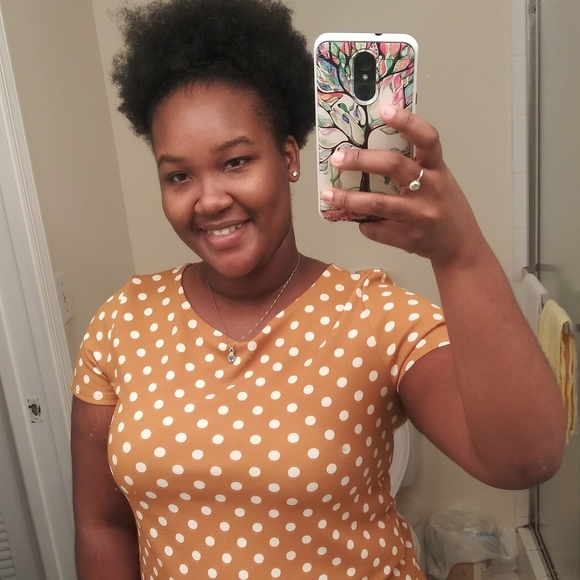 Profile Picture of Kerice Pinnock (@kericepinnock) on Poshmark