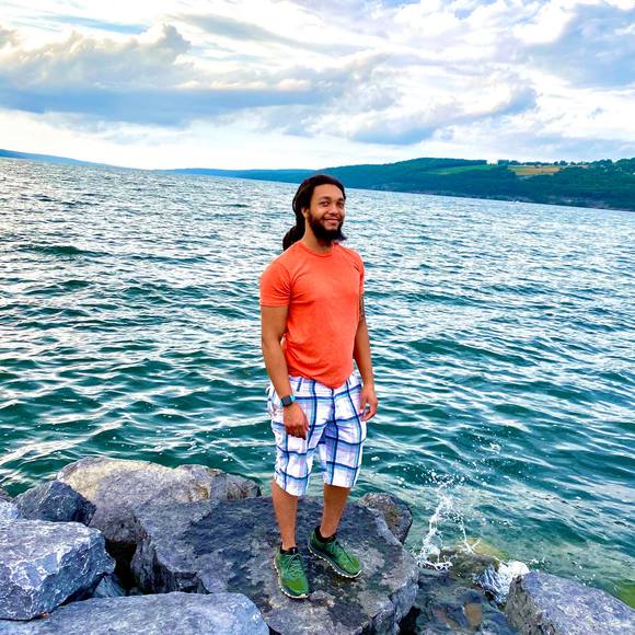 Profile Picture of Graham Brutsch-mason (@pharaohg7950) on Poshmark