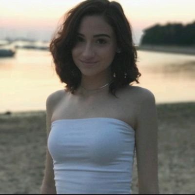 Profile Picture of Crystal Fuentes (@Crystal69591384) on Twitter