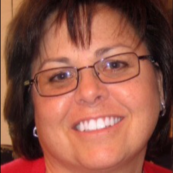 Profile Picture of Diana Godwin (@dgodwin1966) on Poshmark