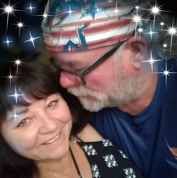 Profile Picture of Cathy Comelleri-pearlstein (@ccomelleri19) on Poshmark