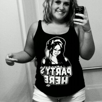 Profile Picture of Krysta Enos (@Krysta_Renee) on Twitter