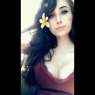 Profile Picture of Autumn Dawn (@autumndawn_95) on Twitter