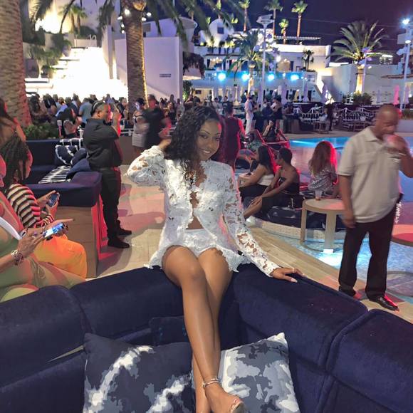 Profile Picture of Alena Embaye (@alenaembaye) on Poshmark