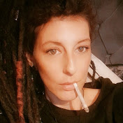 Profile Picture of Eloise Moore (@eloisemoore7627) on Youtube