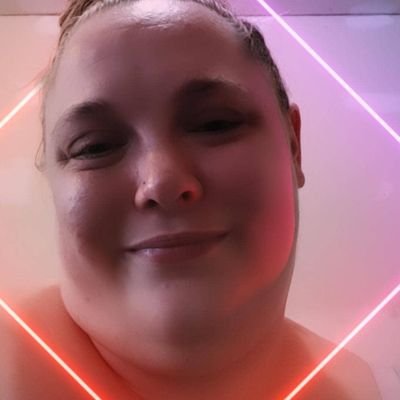 Profile Picture of Amber Jennings (@AmberJe18021039) on Twitter