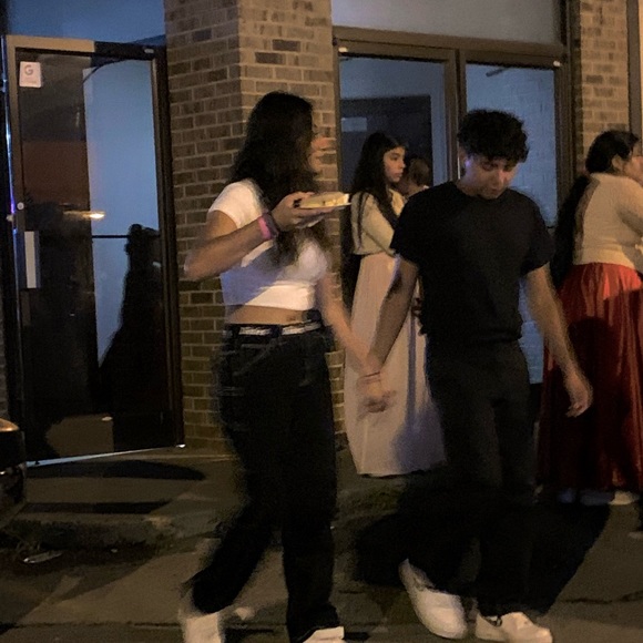 Profile Picture of Noel Perez (@noelperezzz) on Poshmark