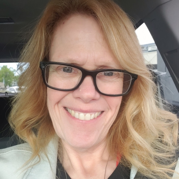 Profile Picture of Gaea Turner (@taz4025) on Poshmark