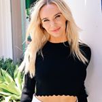 Profile Picture of Laura Armstrong (@lovebylaura) on Instagram