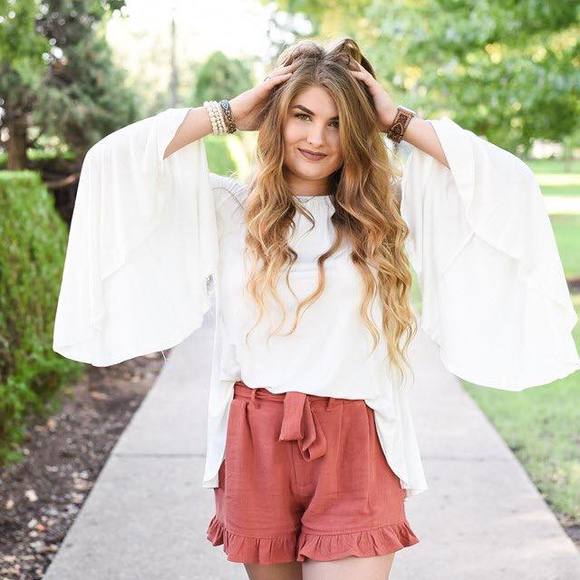 Profile Picture of Delaney Pippin (@delaneypippin) on Poshmark