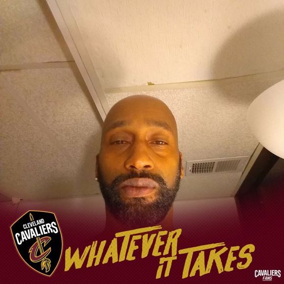 Lonzo Younger - Poshmark Profile Picture of Lonzo Younger (@lonzoyounger) on Poshmark