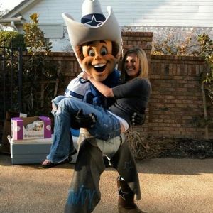 Profile Picture of Christin Martin (@taylor_0926) on Myspace