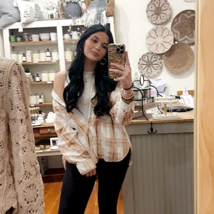 Profile Picture of Luci Ames (@luciames) on Tiktok