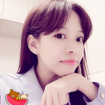 Profile Picture of Iris Ching (@iris_irisching) on Twitter