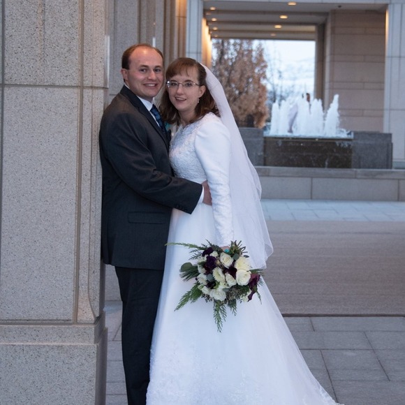 Profile Picture of Breanne Chapple (@breannechapple) on Poshmark