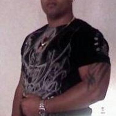 Profile Picture of Charles Smiley (@djcharlessmiley) on Twitter