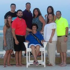 Profile Picture of Michael Tucciarone (@michaeltucciaron0) on Tiktok