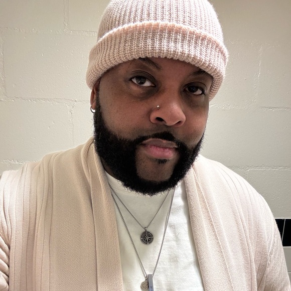 Profile Picture of Andre Dawkins (@dawkinsleon) on Poshmark