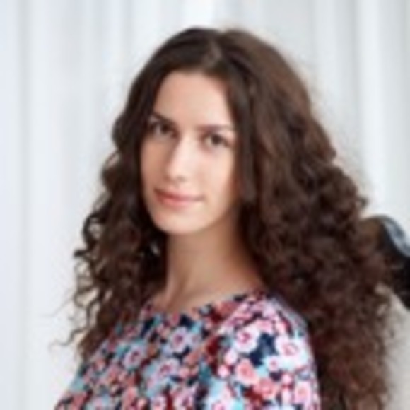 Profile Picture of Mattie Lambert (@mattie_lambert) on Poshmark