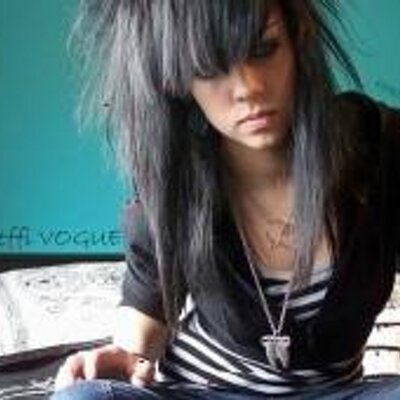Profile Picture of Barbara Parrish (@FaLodobu) on Twitter
