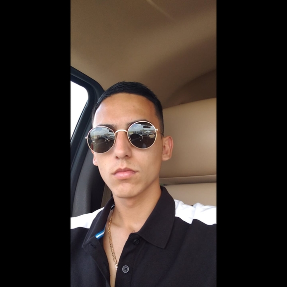 Profile Picture of Alberto Sosa (@albertososa57) on Poshmark