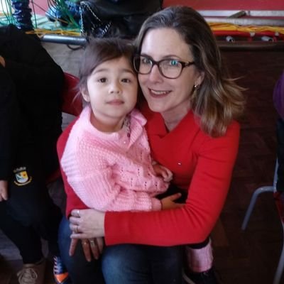 Profile Picture of Claudia Borba (@ClaudiaBorba13) on Twitter