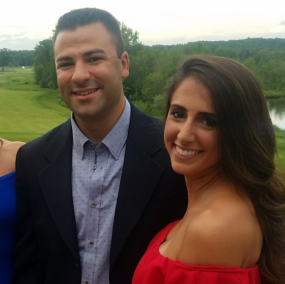 Profile Picture of Dave Massaroni (@davemass) on Poshmark